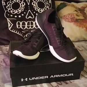 UNDER ARMOUR SHOES